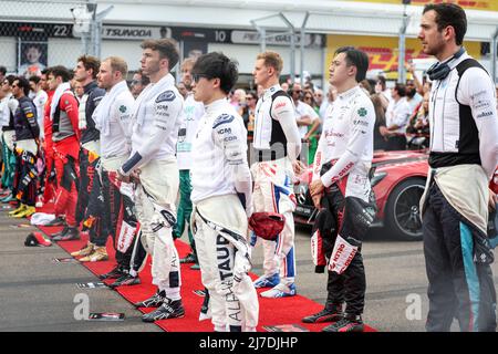 Miami Gardens, Florida, Vereinigte Staaten von Amerika - 08/05/2022, F1 Fahrer während der US-Hymne während des Formel 1 Crypto.com Miami Grand Prix 2022, 5. Runde der FIA Formel 1 Weltmeisterschaft 2022, auf dem Miami International Autodrome, vom 6. Bis 8. Mai 2022 in Miami Gardens, Florida, Vereinigte Staaten von Amerika - Foto Florent Gooden / DPPI Stockfoto