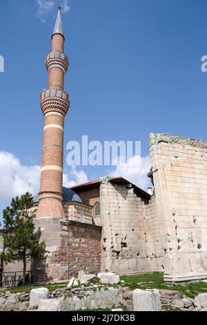 Hacı Bayram Veli Camii ist eine Moschee im alten Ankara. Besuchsdatum 30.03.2022. Stockfoto