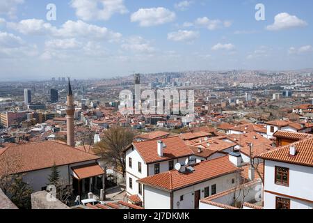 Die alte Siedlung rund um die Burg von Ankara. Besuchsdatum 30.03.2022 Stockfoto