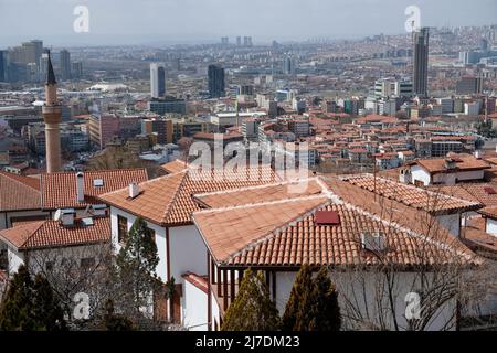 Die alte Siedlung rund um die Burg von Ankara. Besuchsdatum 30.03.2022 Stockfoto