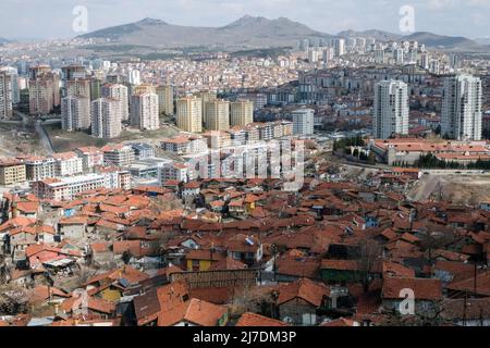 Die alte Siedlung rund um die Burg von Ankara. Besuchsdatum 30.03.2022 Stockfoto