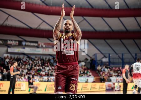 Venedig, Italien, Mai 08 2022, Jordan Theodore (Umana Reyer Venezia) während Umana Reyer Venezia gegen AX Armani Exchange Milano, Italienische Basketball A Serie Championship in Venedig, Italien, Mai 08 2022 Stockfoto