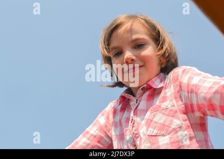 Modernen Kinderspielplatz im Park. Stockfoto