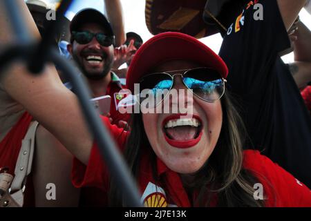 Miami Grand Prix, Sonntag, 8.. Mai 2022. Atmosphäre im Kreislauf – Lüfter. Miami Grand Prix, Sonntag, 8.. Mai 2022. Miami International Autodrome, Miami, Florida, USA. Stockfoto