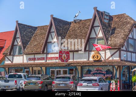 Ein Apriltag in der Stadt Solvang, Kalifornien, USA. Stockfoto