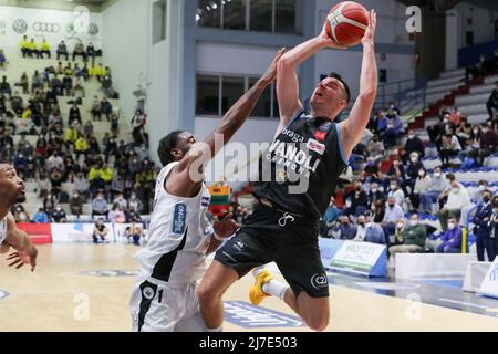 Cremona, Italien, Mai 08 2022, ADAS Juskevicius (Vanoli Cremona) während der Vanoli Basket Cremona gegen Dolomiti Energia Trentino, Italienische Basketball A Serie Championship in Cremona, Italien, Mai 08 2022 Stockfoto