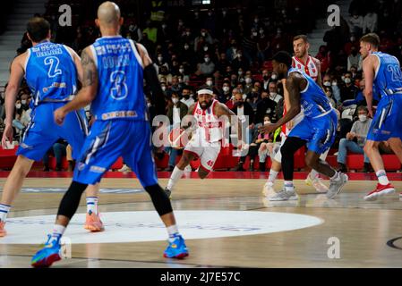 Enerxenia Arena, Varese, Italien, 08. Mai 2022, Kean greift den Ring während der Openjobmetis Varese gegen Banco di Sardegna Sassari - Italienische Basketball A Serie Championship An Stockfoto