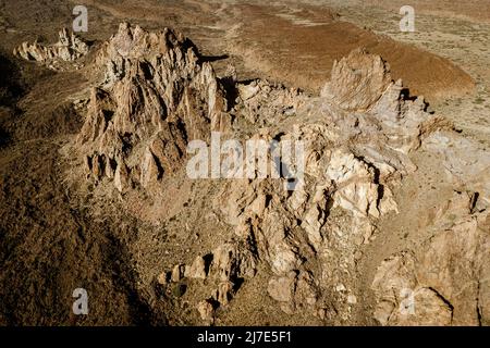 Mars ist die Wüstenlandschaft des roten Planeten. Luftaufnahme der Roque Cinchado Felsen im Teide Nationalpark auf der Insel Teneriffa. Stockfoto