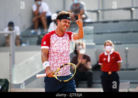 Marco Cecchinato während der zweiten Runde bei Roland-Garros (French Open), Grand Slam Tennisturnier am 3. Juni 2021 im Roland-Garros Stadion in Pari Stockfoto