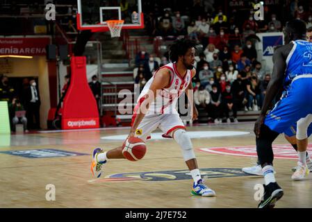 Enerxenia Arena, Varese, Italien, 08. Mai 2022, Woldentensae Angriff während Openjobmetis Varese gegen Banco di Sardegna Sassari - Italienische Basketball A Serie Championship Stockfoto