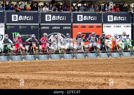 Maggiora Park, Maggiora (NO), Italien, 08. Mai 2022, Startlinie MX2 während der 2022 FIM MXGP/MX2 Motocross Weltmeisterschaft - MXGP von Italien (Maggiora) - Motocross Stockfoto