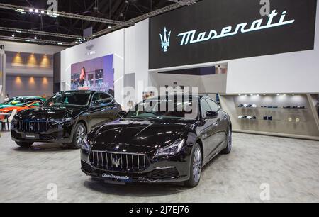 Nonthaburi, Thailand - 24. März 2022: Maserati Quattroporte und Levante auf der Motor Show 2022 vorgestellt Stockfoto