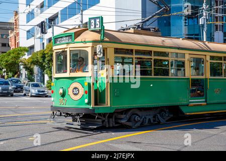 Route 35, Touristenbahn in Melbourne, Victoria, Australien, Samstag, 16. April, 2022.Foto: David Rowland / One-Image.com Stockfoto