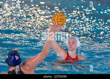 Sofia Giustini von SIS Roma während des Spiels SIS Roma gegen Ekipe Orizzonte Playoff Halbfinale der italienischen Meisterschaft Frauen Wasserpolo auf dem Polo Aquatico Ostia in Rom, Italien 07. Mai 2022 (Foto von Roberto Bettacchi / Pacifc Press) Stockfoto