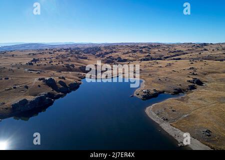 Poolburn Dam, Central Otago, South Island, Neuseeland - Drohnenantenne Stockfoto