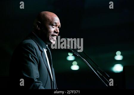 Johannesburg, Südafrika - 6. Juni 2013: Mosima Gabriel Tokyo Sexwale, Geschäftsmann, Politiker, Anti-Apartheid-Aktivistin und ehemaliges politisches Gefängnis Stockfoto