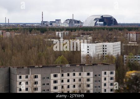 Blick vom Dach des 16-stöckigen Mehrfamilienhauses in der Stadt Pripyat, Kernkraftwerk Tschernobyl, Zone der Entfremdung, Ukraine Stockfoto