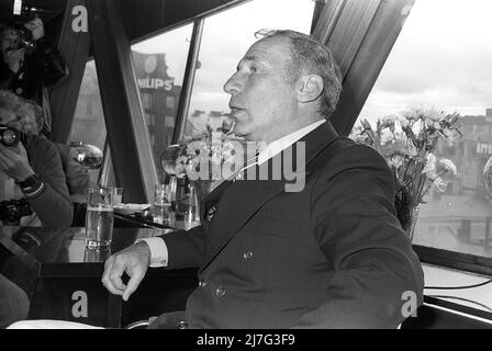 Mel Brooks. Amerikanischer Filmregisseur und Schauspieler. Bild 1974 während einer Pressekonferenz bei einem Besuch in Schweden. Stockfoto