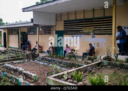 Singapur, Singapur, Singapur. 9.. Mai 2022. Szenen aus dem Wahlbezirk, während Senatorin MANNY PACQUIAO in der Provinz Sarangani, Südphilippinen, seine Stimme abgibt, 9. Mai 2022. (Bild: © Maverick ASIO/ZUMA Press Wire) Stockfoto