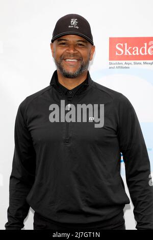 Burbank, CA. 2.. Mai 2022. Dondre Whitfield nimmt an dem jährlichen Celebrity Golf Turnier der George Lopez Foundation 15. Teil, Lakeside Golf Course, Burbank, CA, 2. Mai 2022. Kredit: Priscilla Grant/Everett Collection/Alamy Live Nachrichten Stockfoto