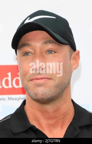 Burbank, CA. 2.. Mai 2022. Kyle Lowder nimmt an dem jährlichen Celebrity Golf Turnier der George Lopez Foundation 15. Teil, Lakeside Golf Course, Burbank, CA, 2. Mai 2022. Kredit: Priscilla Grant/Everett Collection/Alamy Live Nachrichten Stockfoto