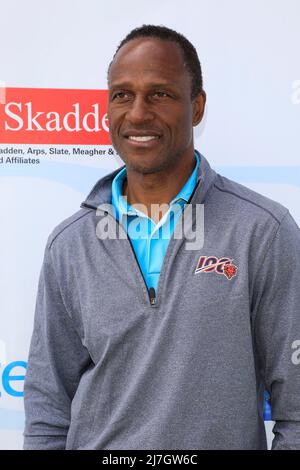 Burbank, CA. 2.. Mai 2022. Willie Gault nimmt an dem jährlichen Celebrity Golf Tournament 15. der George Lopez Foundation Teil, Lakeside Golf Course, Burbank, CA, 2. Mai 2022. Kredit: Priscilla Grant/Everett Collection/Alamy Live Nachrichten Stockfoto