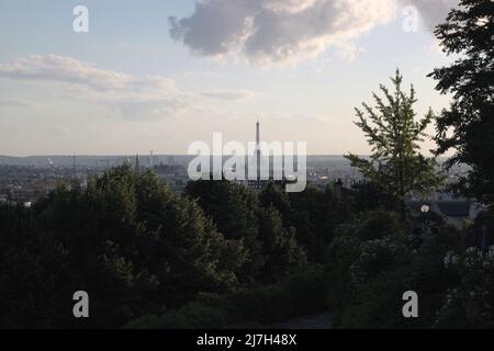 Paris Tour Eiffel vue de Belleville, haut du Parc Stockfoto