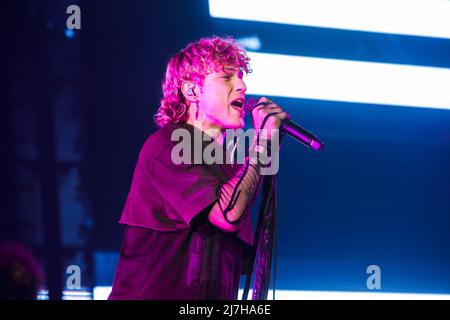 Die italienische Sängerin Irama konzertiert am 30 2022. April im Mediolanum Forum in Mailand, Italien Stockfoto