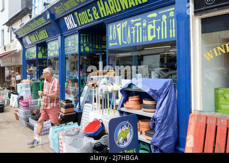 Rund um Honiton, eine kleine Marktstadt von Devon. RKL Tools und Hardware-Shop Stockfoto