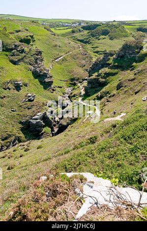 Rocky Valley zwischen Boscastle und Tintagel, Cornwall, England Stockfoto