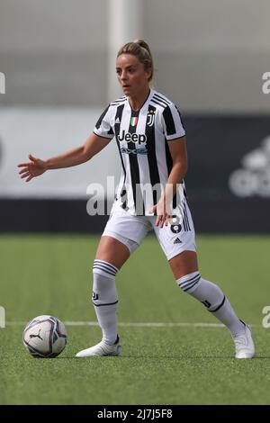 Vinovo, Italien, 7.. Mai 2022. Martina Rosuci von Juventus beim Spiel Serie A Femminile im Juventus Center, Vinovo. Bildnachweis sollte lauten: Jonathan Moscrop / Sportimage Stockfoto