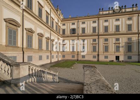 Architektur und Details der Villa reale, Palast, neoklassizistisches Gebäude im königlichen Park der Monza Stockfoto