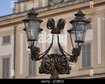 Lamposts der Villa reale, Palast, neoklassizistisches Gebäude im königlichen Park der Monza Stockfoto