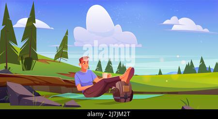 Mann entspannt auf der Matte auf der grünen Wiese sitzen. Vektor-Cartoon-Illustration der Sommer ländliche Landschaft mit Nadelbäumen, Gras und glückliche Person mit Ohrstöpseln, Tasse und Rucksack Stock Vektor