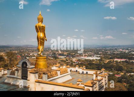 Wat Phrathat Khao Noi oder Phra Phuttha Maha Utam Mongkhon Nanthaburi, auf dem Gipfel des Doi Khao Noi in Nan Thailand Stockfoto