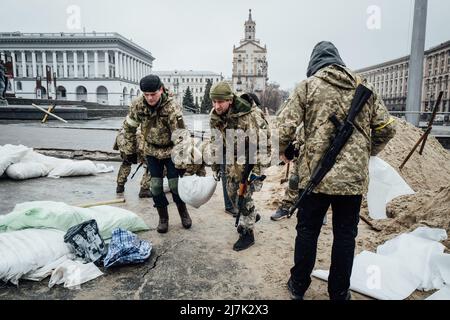 Adrien Vautier / Le Pictorium - Russische Invasion in der Ukraine, Kiew bereitet sich vor - 3/3/2022 - Ukraine / Kiew - am 03. März ist der Widerstand ein Organ Stockfoto