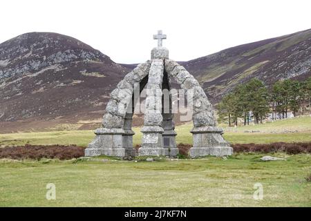 The Queen's Well, Glen Mark, Angus, Schottland, Großbritannien, anlässlich eines Besuchs von Königin Victoria und Prinz Albert im Jahr 1861 Stockfoto