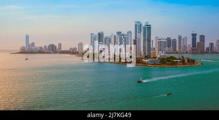 Skyline von Cartagena de Indias, Kolumbien. Bocagrande. Stockfoto