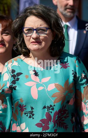 Valencia. Spanien. 20220510, Monica Oltra nimmt am 10. Mai 2022 am Roten Halbmond-Welttag des Roten Kreuzes in Oceanografic in Valencia, Spanien, Teil Stockfoto