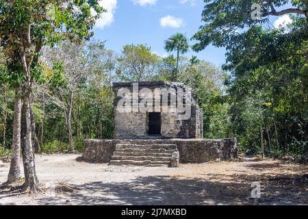 Nohoch nah (Casa Grande), San Gervasio Maya archaelogische Stätte, Cozumel, Quintana Roo, Mexiko Stockfoto