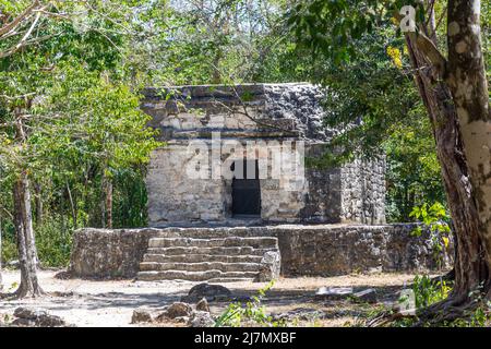 Nohoch nah (Casa Grande), San Gervasio Maya archaelogische Stätte, Cozumel, Quintana Roo, Mexiko Stockfoto