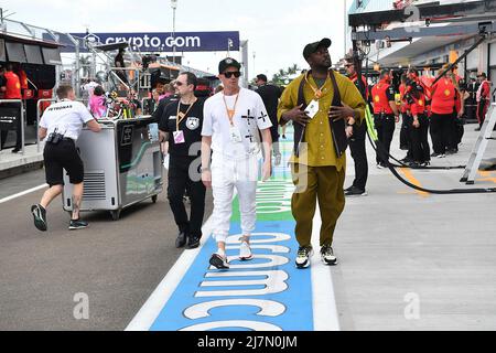 Miami, Vereinigte Staaten. 08.. Mai 2022. 05/08/2022, Miami International Autodrome, Miami, FORMEL 1 CRYPTO.COM MIAMI GRAND PRIX, Musiker will. Ich bin es. Kredit: dpa/Alamy Live Nachrichten Stockfoto