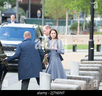 Nicht exklusiv: Duke of Cambridge, Herzogin von Cambridge, nimmt an der Eröffnung des Glade of Light Memorial Teil. Manchester, das Denkmal erinnert an die Stockfoto