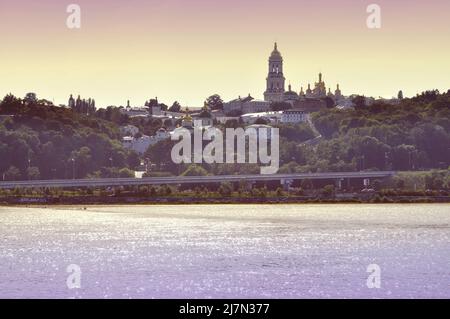 Blick auf die Kiewer Pechersk Lavra - Ukraine. Stockfoto