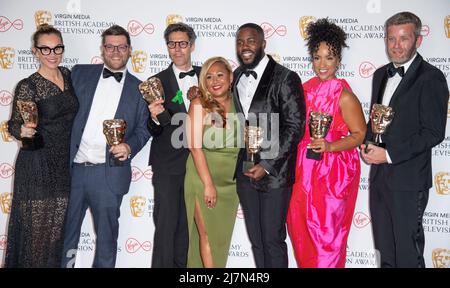 (L-R) rhe-an Archibald, Ben Wicks, Tim Dean, Pollyanna McGirr, Mo Gilligan und David Geli, Gewinner des Comedy Entertainment Award für „The Lateish“ Stockfoto