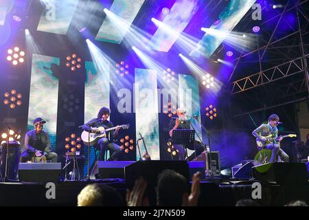 Turin, Italien. 09.. Mai 2022. Negrita auf der Bühne des Eurovision Village im Valentino Park für den Eurovision Song Contest 2022 (Foto: Tonello Abozzi/Pacific Press) Quelle: Pacific Press Media Production Corp./Alamy Live News Stockfoto