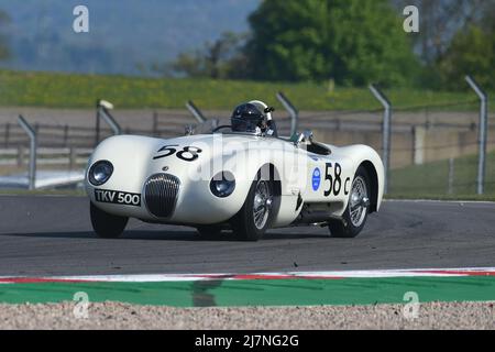 Hans Martin Schneeberger, Jaguar C-Type, Jaguar Classic Challenge für Jaguar Autos vor 1966, ein sechzigminütiges Rennen mit der Option eines zweiten Fahrers, tun Stockfoto