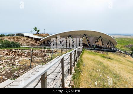 Göbekli Tepe (Gobeklitepe), eine neolithische archäologische Stätte in der Nähe der Stadt Sanliurfa in der Türkei. Es ist der älteste bekannte Tempel der Welt Stockfoto