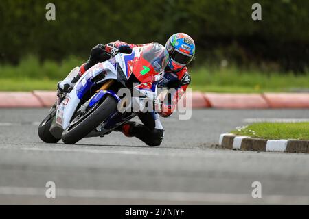 Portrush, Antrim, Nordirland. 10.. Mai 2022. FonaCAB Nicholl Oils Northwest 200 Practice; Glenn Irwin (Honda Racing UK) setzte beim ersten SuperStock Practice die achtschnellste Zeit ein Credit: Action Plus Sports/Alamy Live News Stockfoto