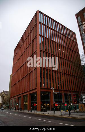 Moderner Büroblock an der Hauptstraße in Deansgate, Manchester, Greater Manchester, Großbritannien. Stockfoto